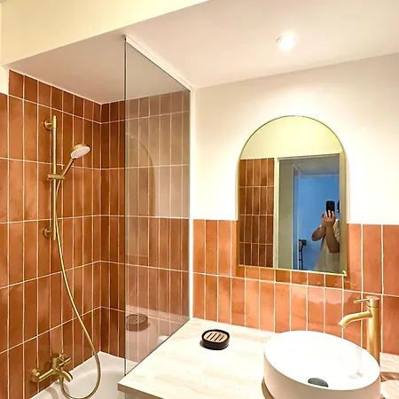 Sublime 2 Pieces Avec Terrasse Climatise- 5min Direct Paris - Free Parking Daire *
